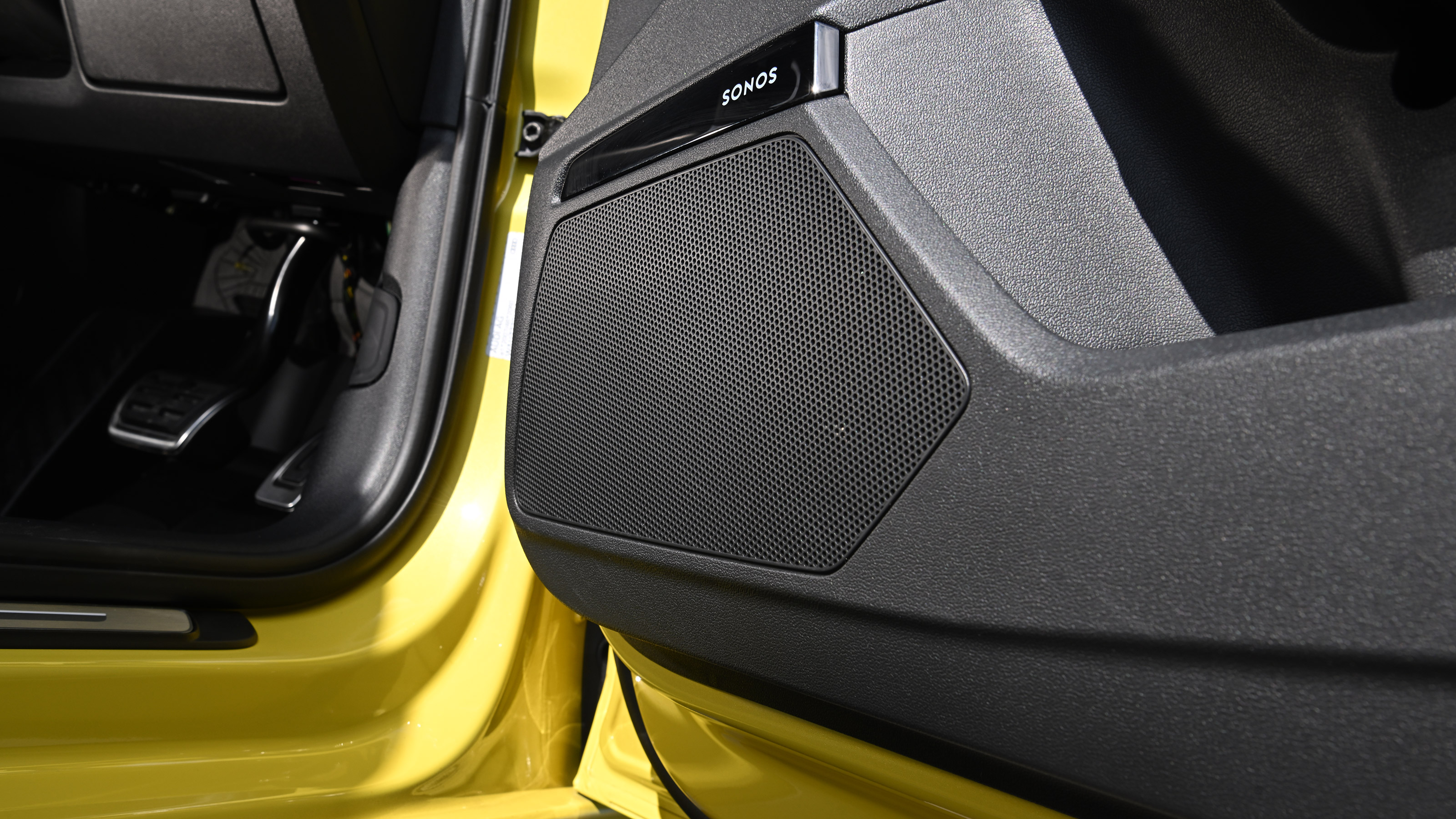 Audi A3 35 TFSI S tronic S line long termer - speaker