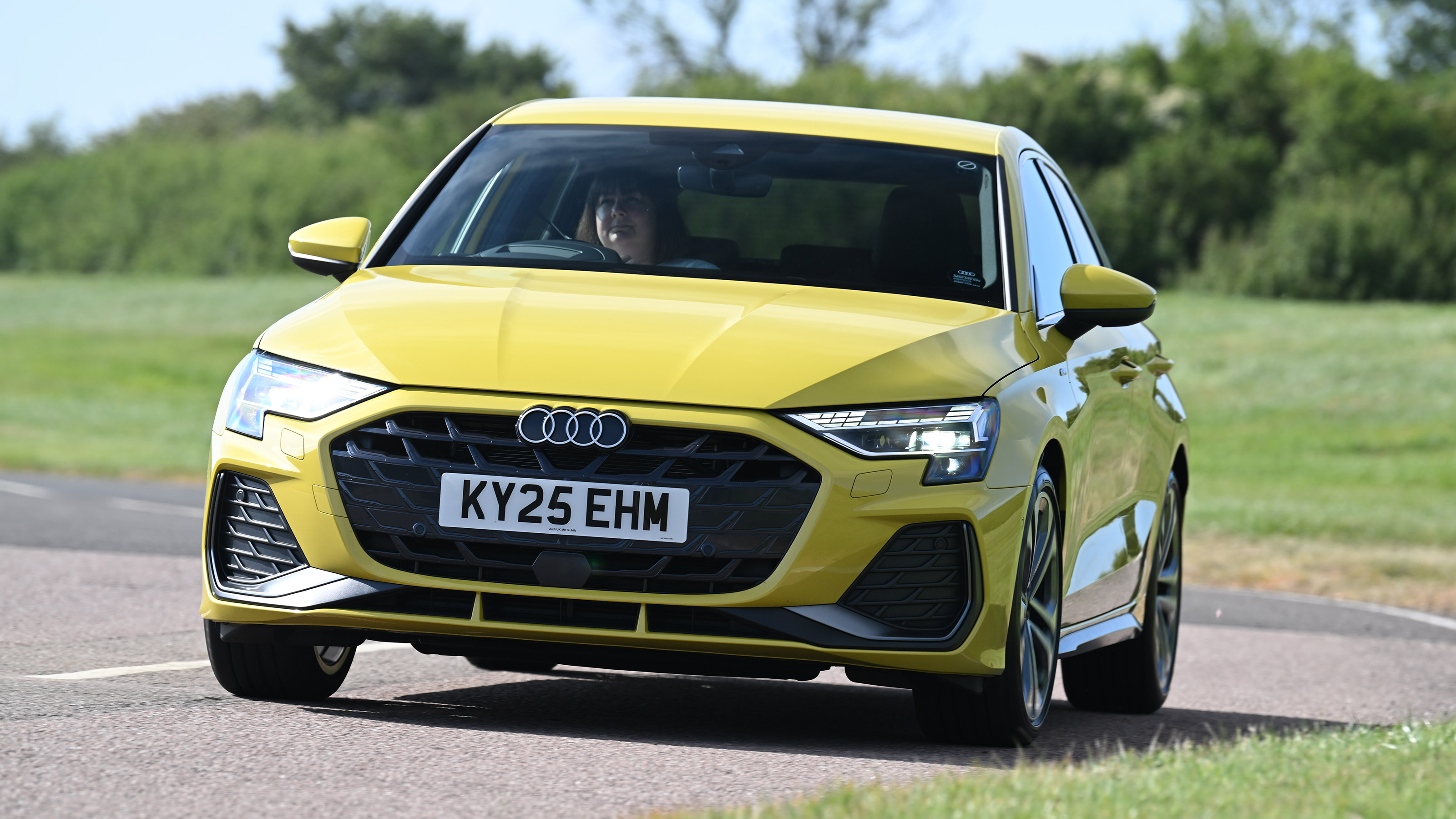 Audi A3 35 TFSI S tronic S line long termer - front action