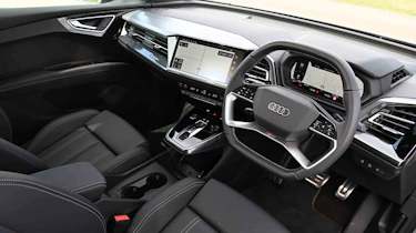 Audi Q4 e-tron - dashboard