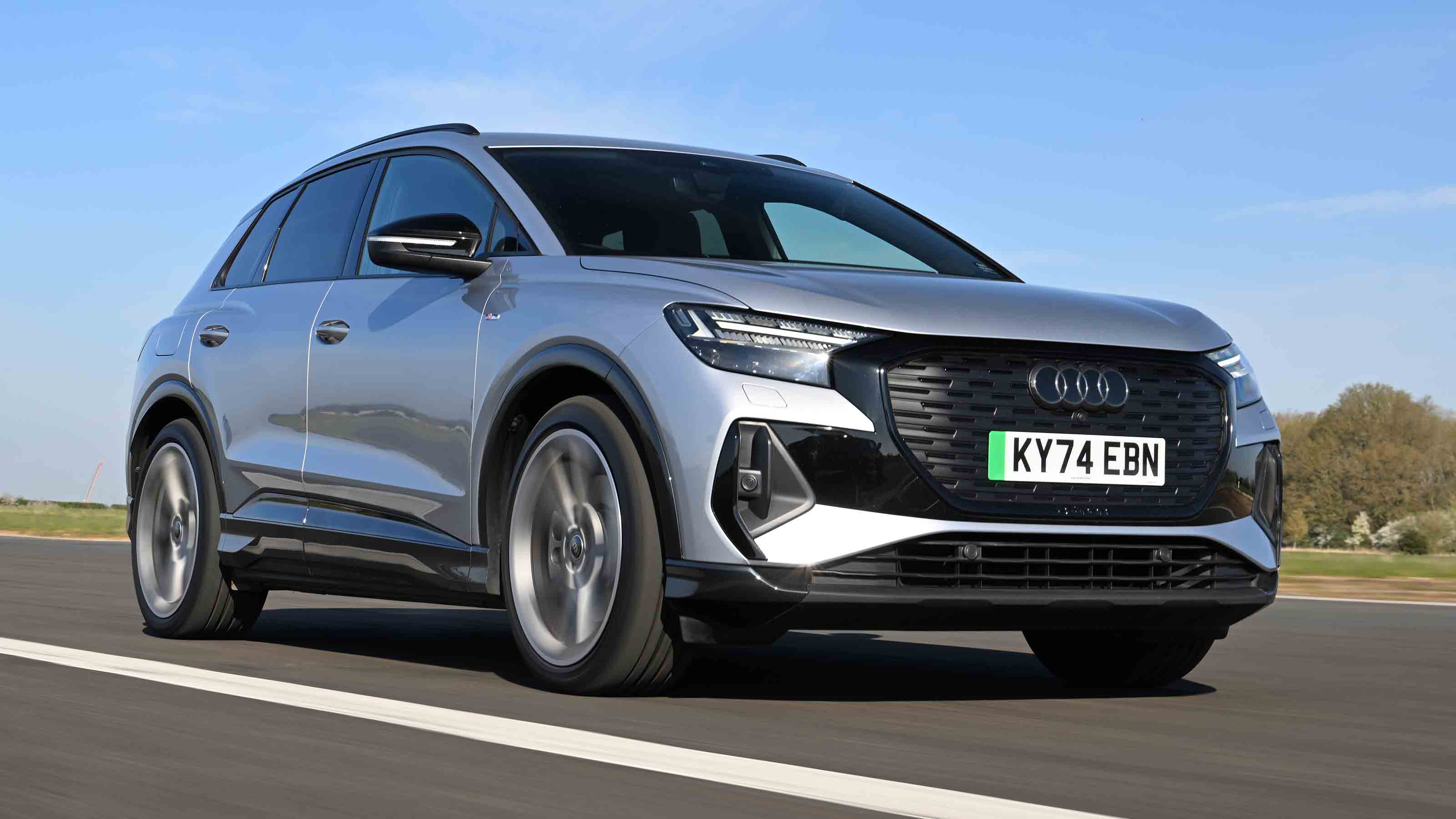Audi Q4 e-tron - main image