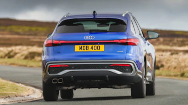 Audi Q5 Sportback - rear cornering