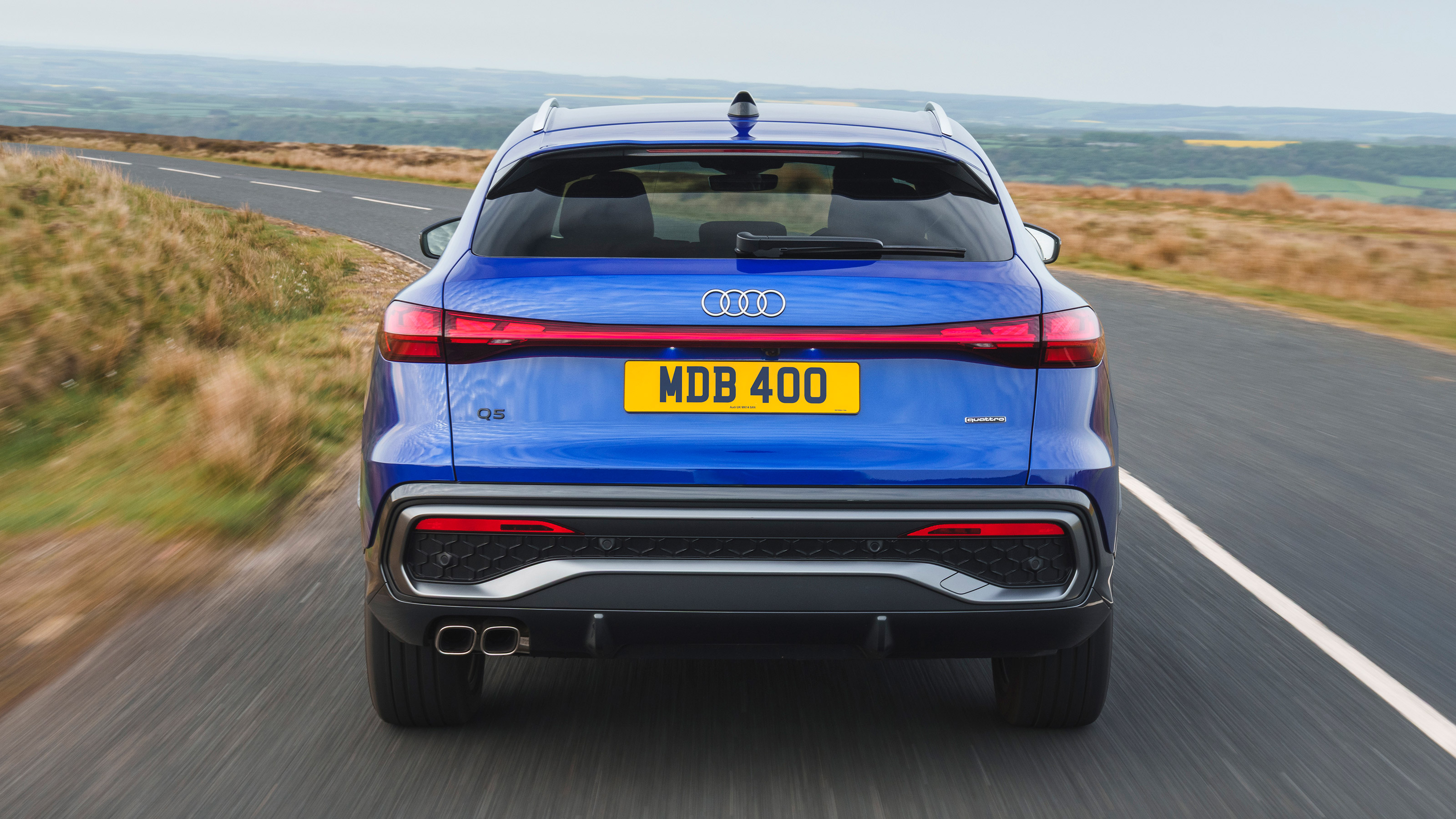 Audi Q5 Sportback - full rear
