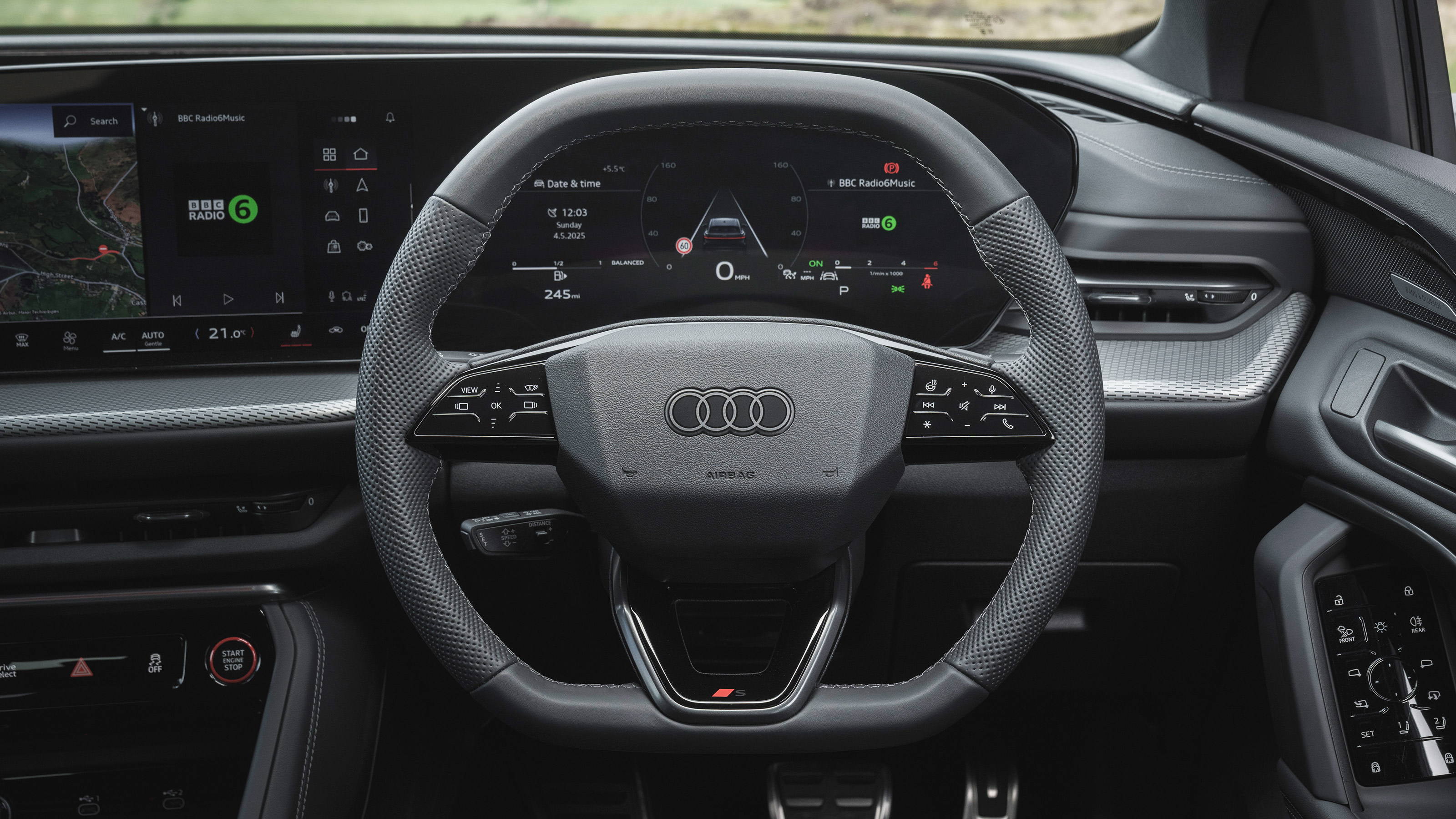 Audi Q5 Sportback - steering wheel