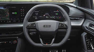 Audi Q5 Sportback - steering wheel