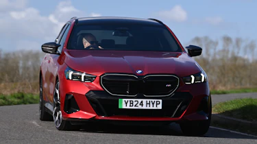 BMW i5 Touring M60 xDrive - front cornering