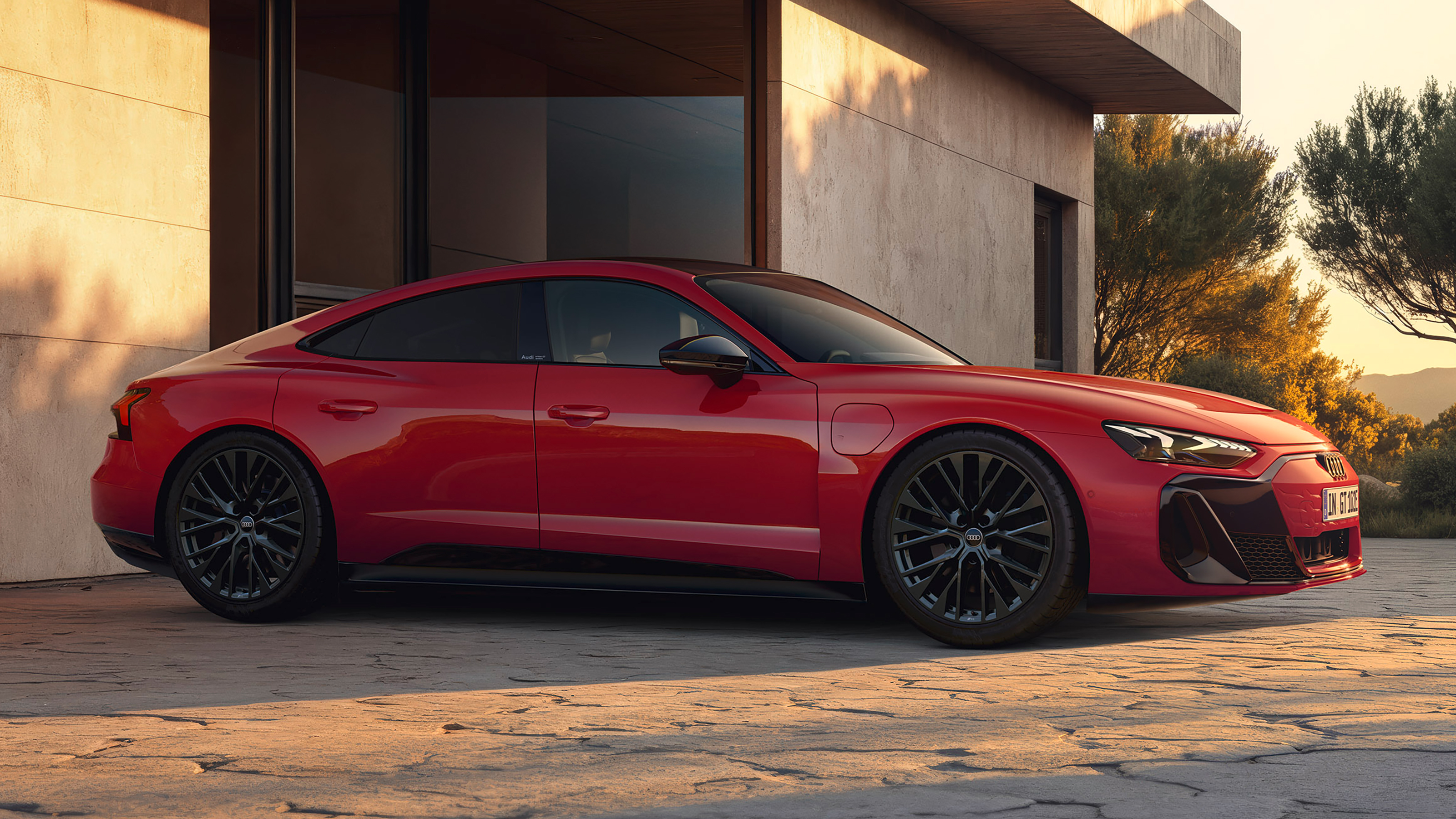 Audi e-tron GT quattro - front angled static