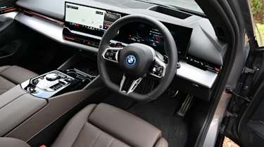 BMW 530e Touring long-term test - interior overview
