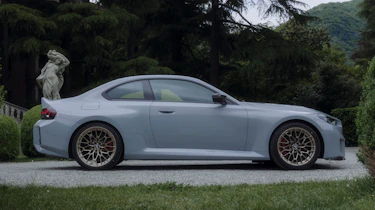 BMW M2 CS - side