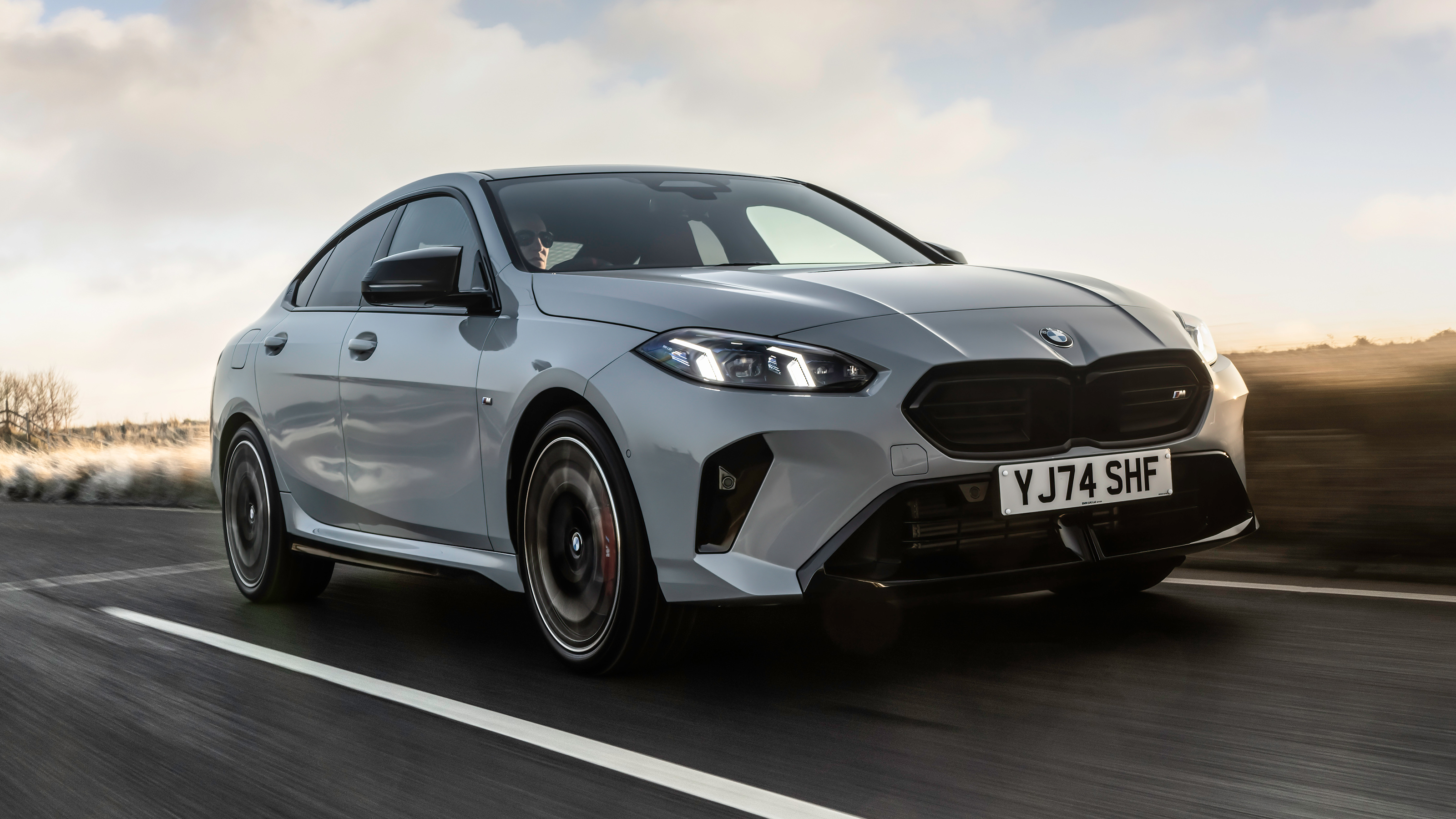 BMW M235i - front tracking