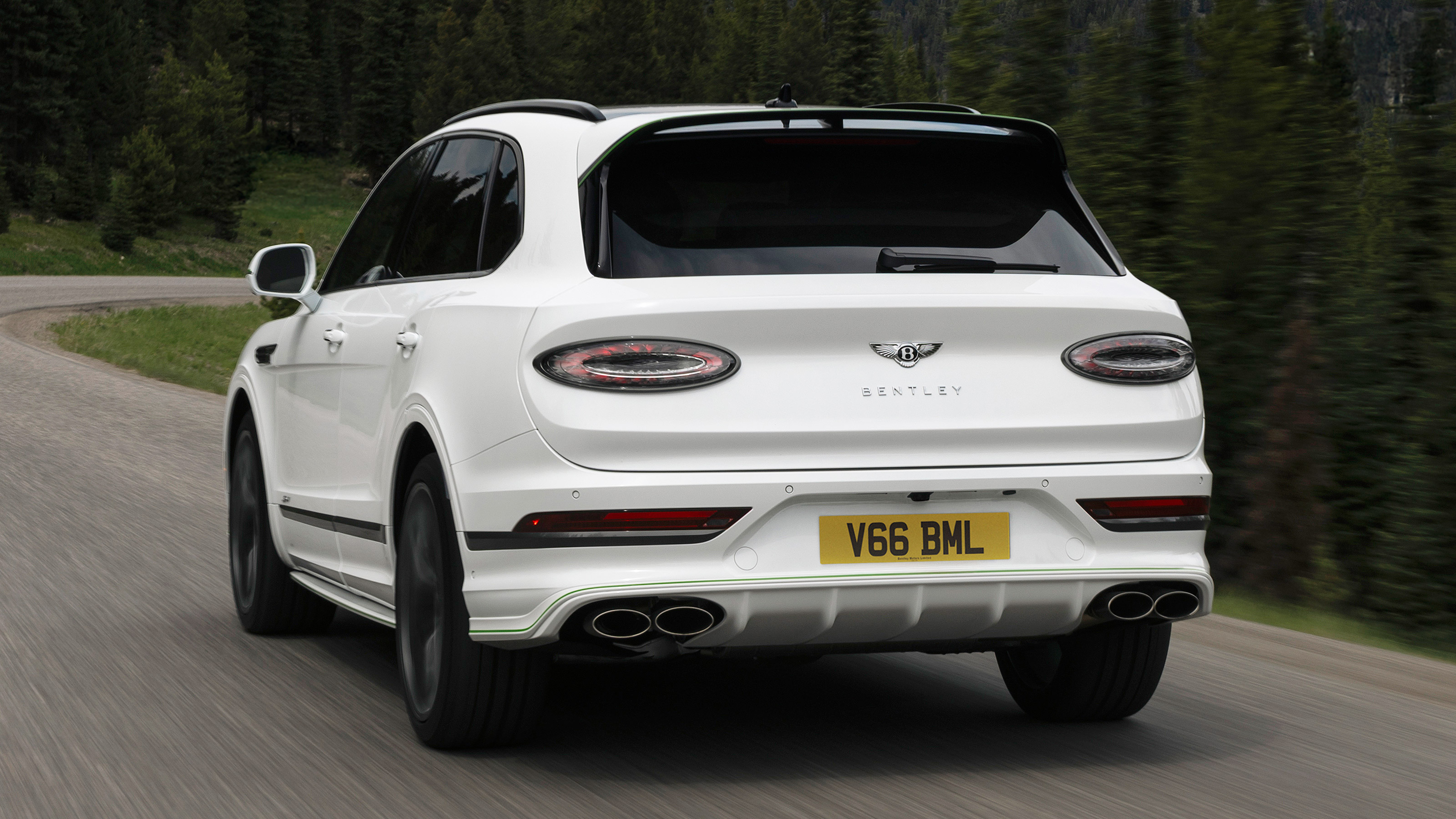 Bentley Bentayga Speed - rear action