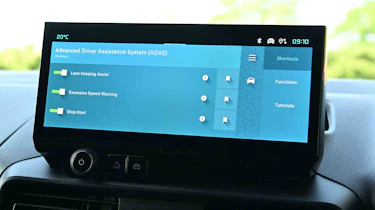 Citroen Berlingo Van - safety assistance menu screen