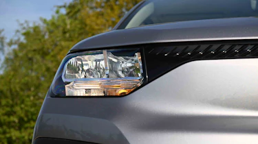 Citroen Berlingo Van - head light detail