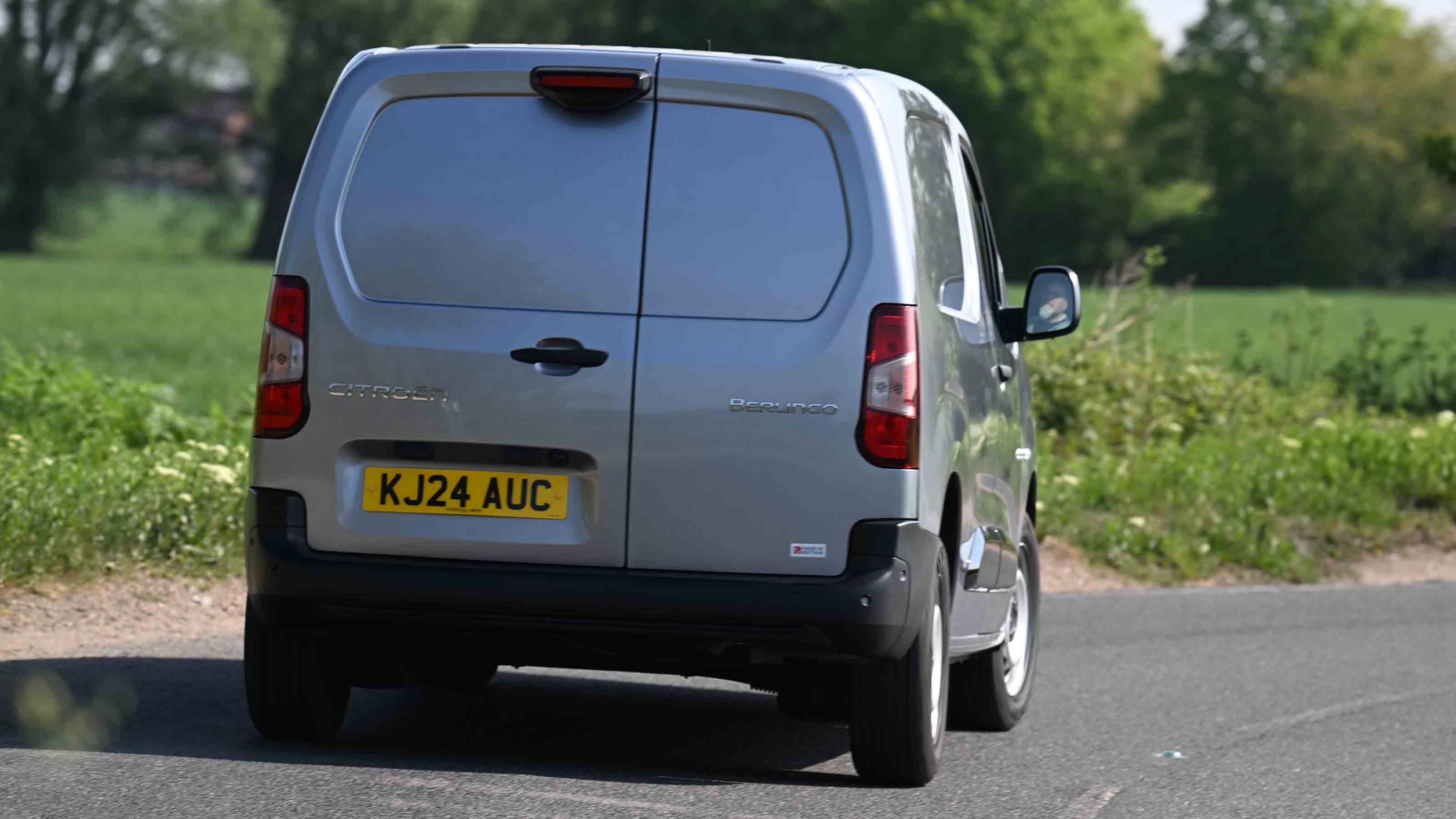 Citroen Berlingo Van - rear cornering