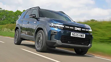 Dacia Bigster - front tracking