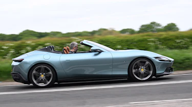 Ferrari Roma Spider - side