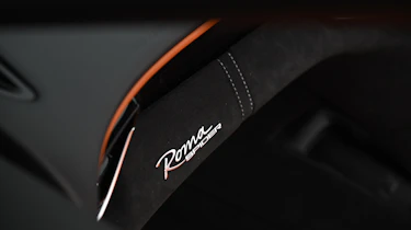 Ferrari Roma Spider - trim