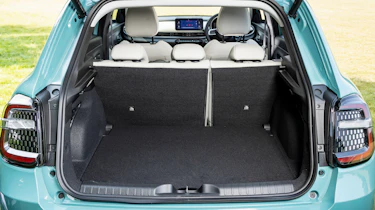 Fiat 600 Hybrid UK - boot