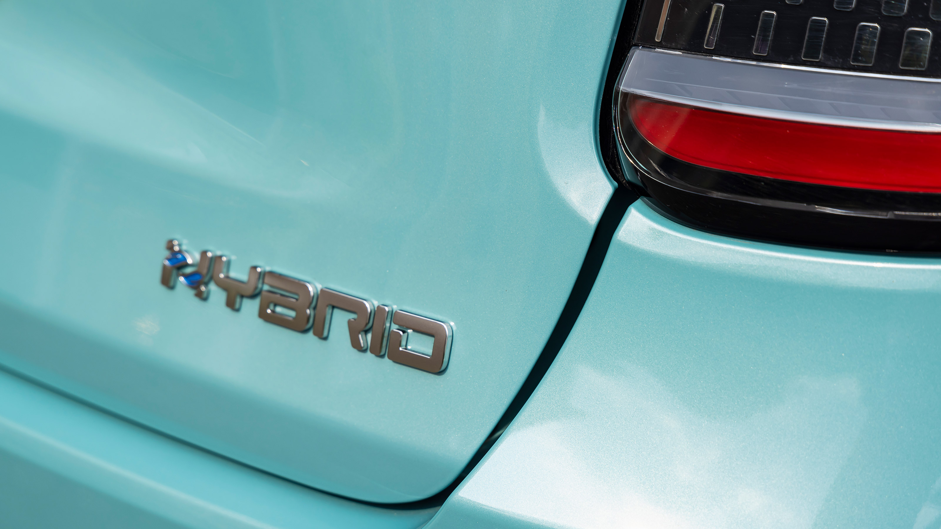 Fiat 600 Hybrid UK - Hybrid badge