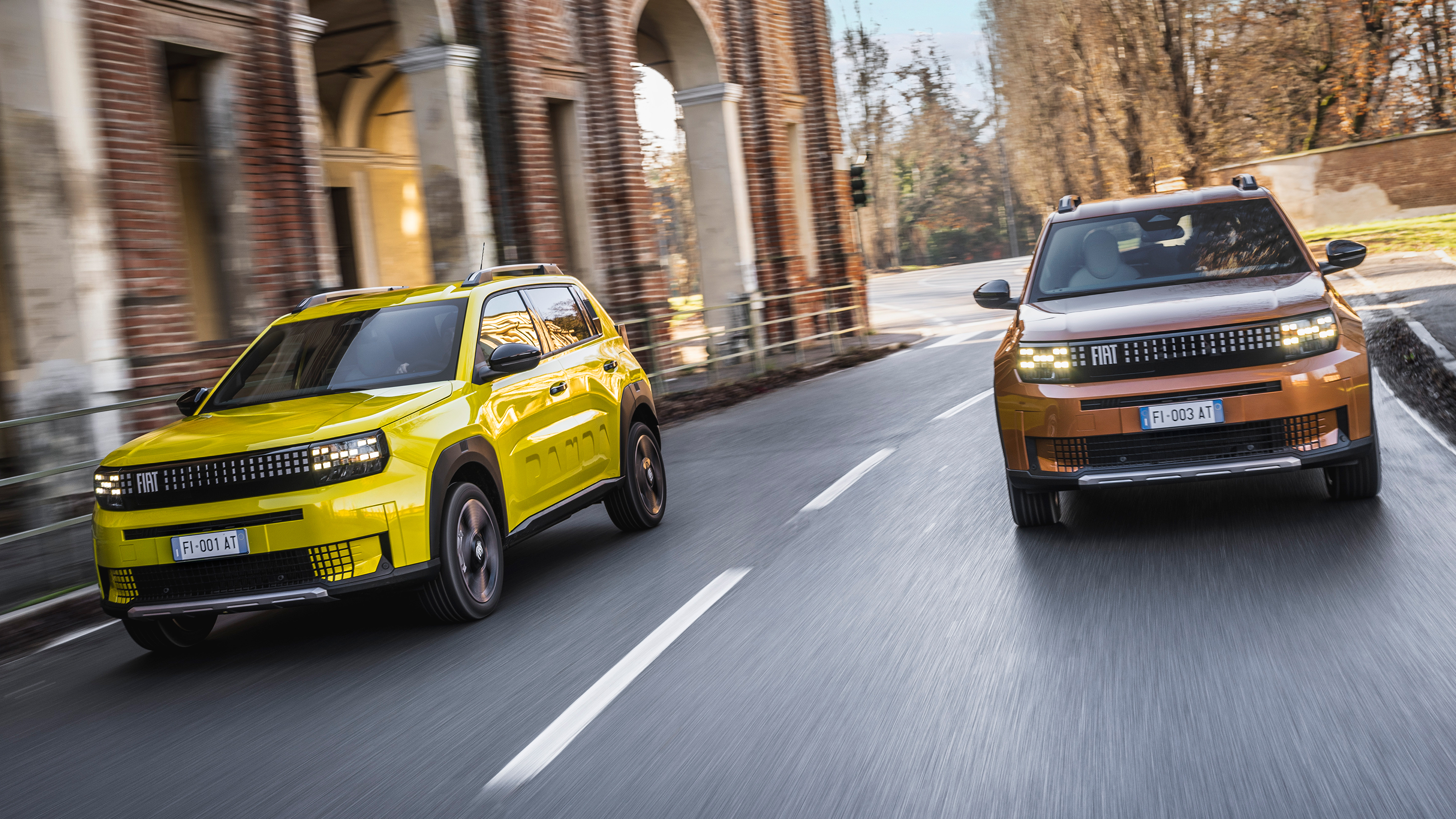 Fiat Grande Panda LaPrima - front tracking