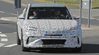 Genesis GV60 Magma - front end