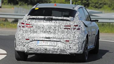 Genesis GV60 Magma - rear end