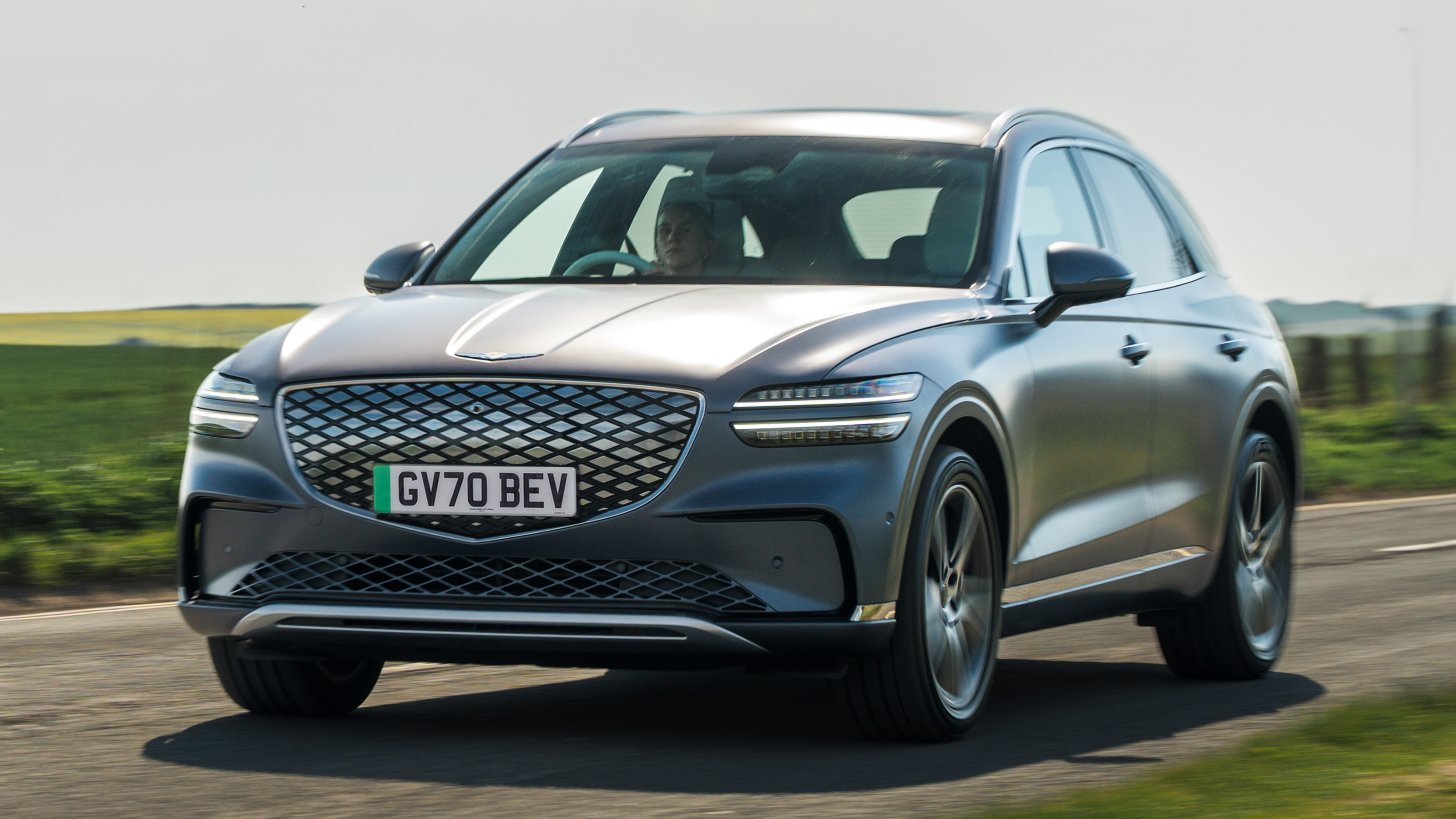 Genesis GV70 Electrified - front