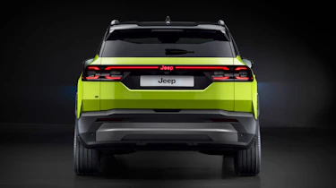 Jeep Compass - full rear yellow