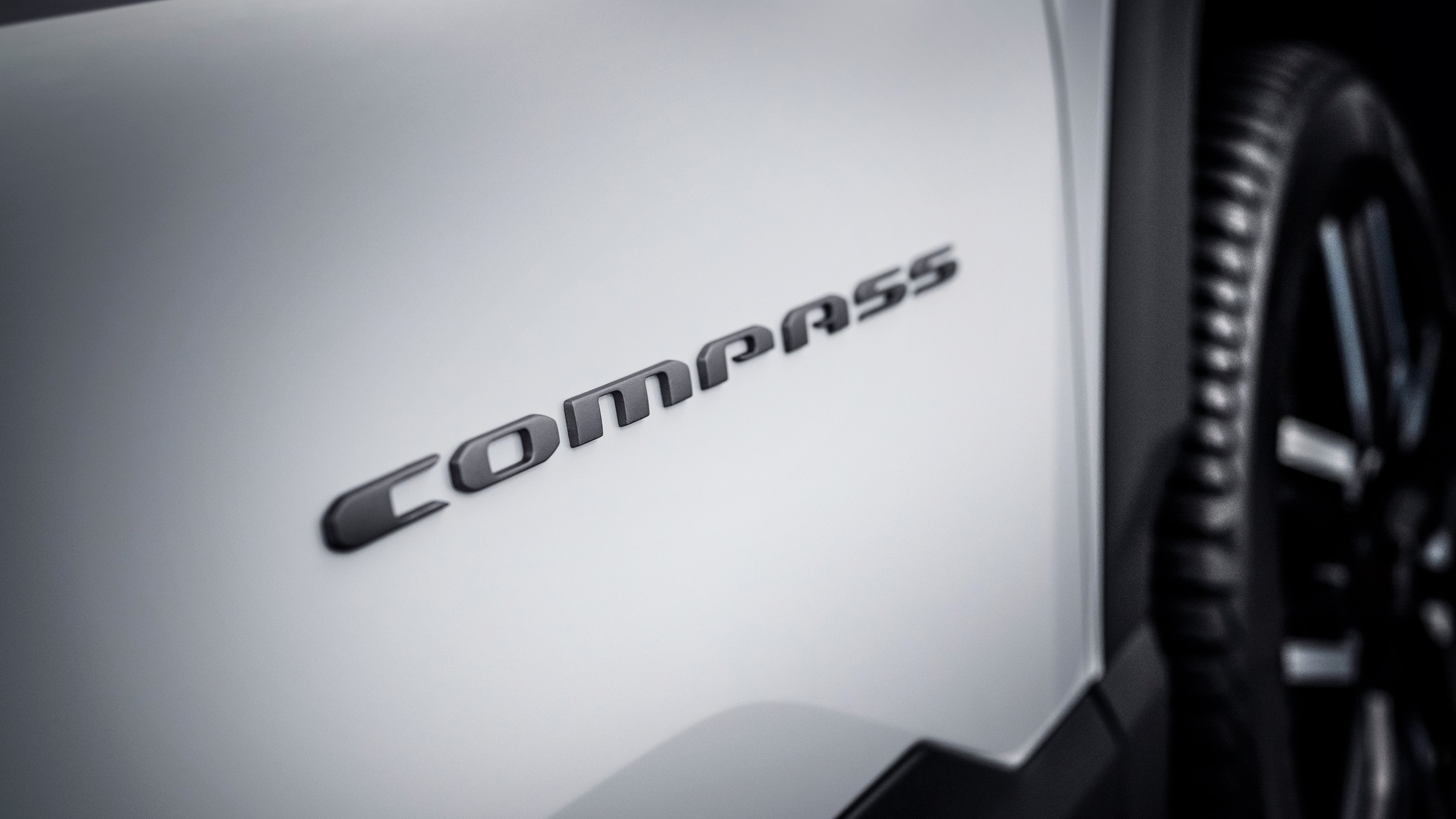 Jeep Compass - Compass badge