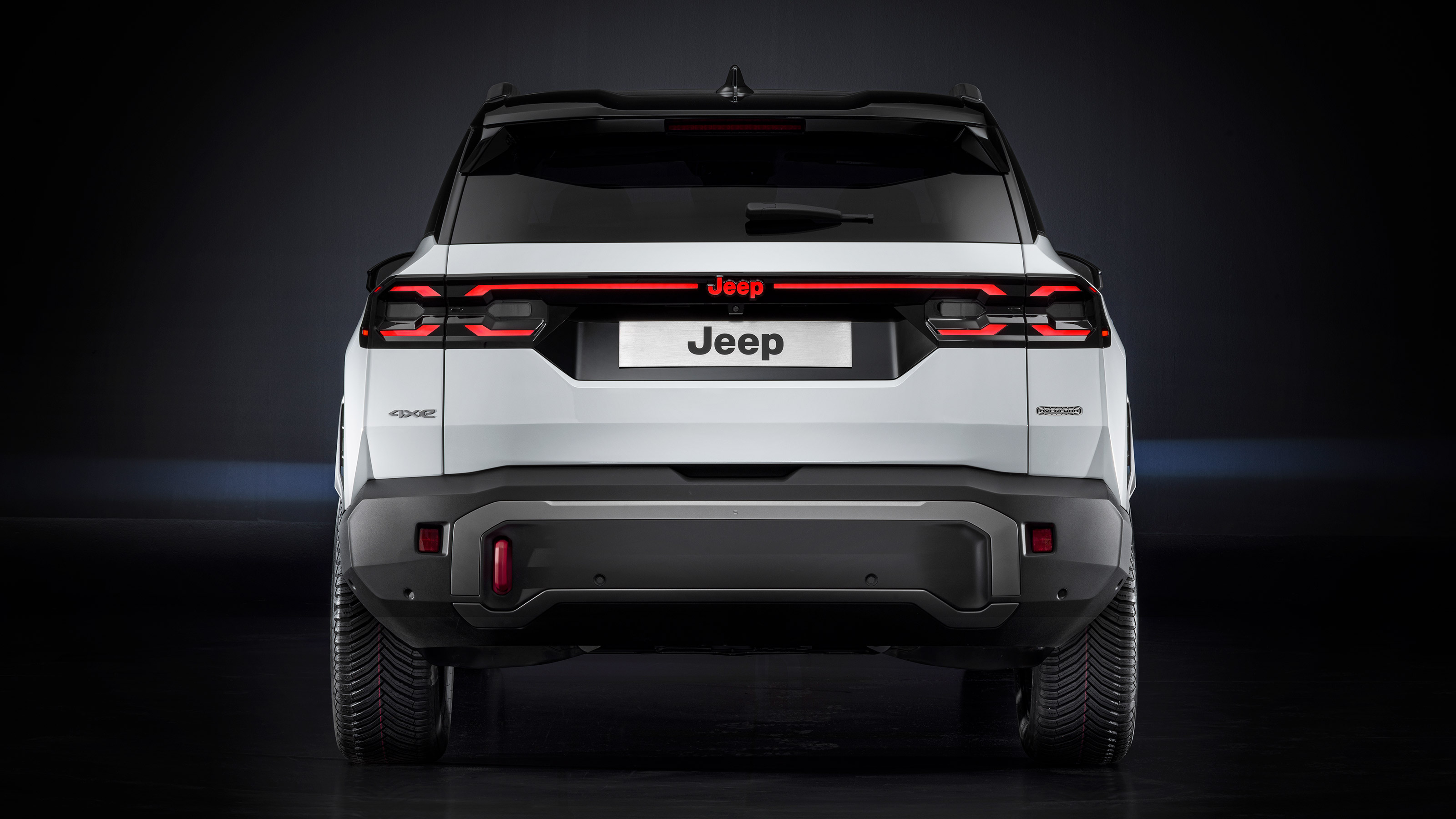 Jeep Compass - full rear