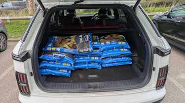 KGM Actyon K50 long-term fleetwatch - soil in the boot