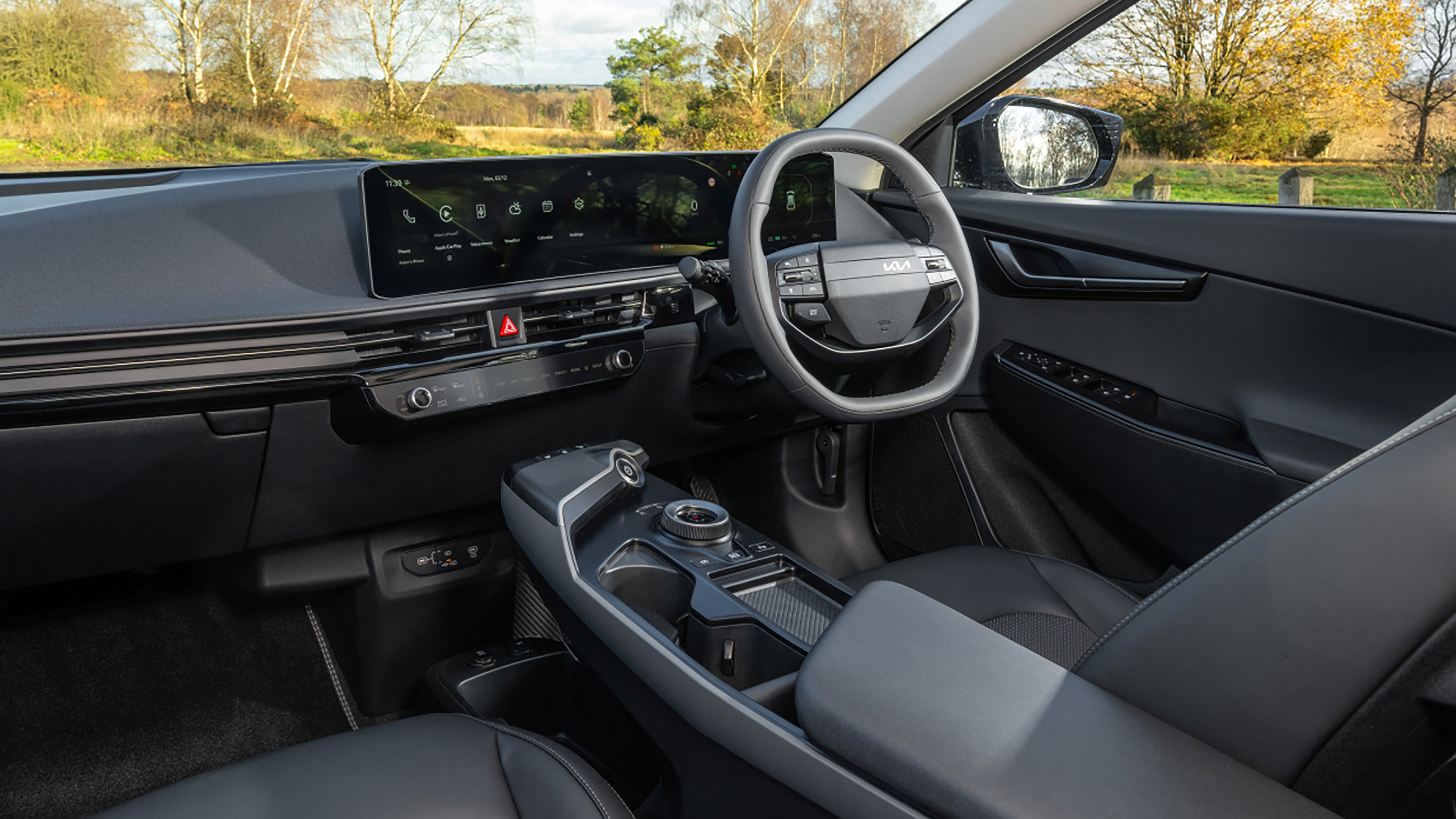 Kia EV6 Air - dash