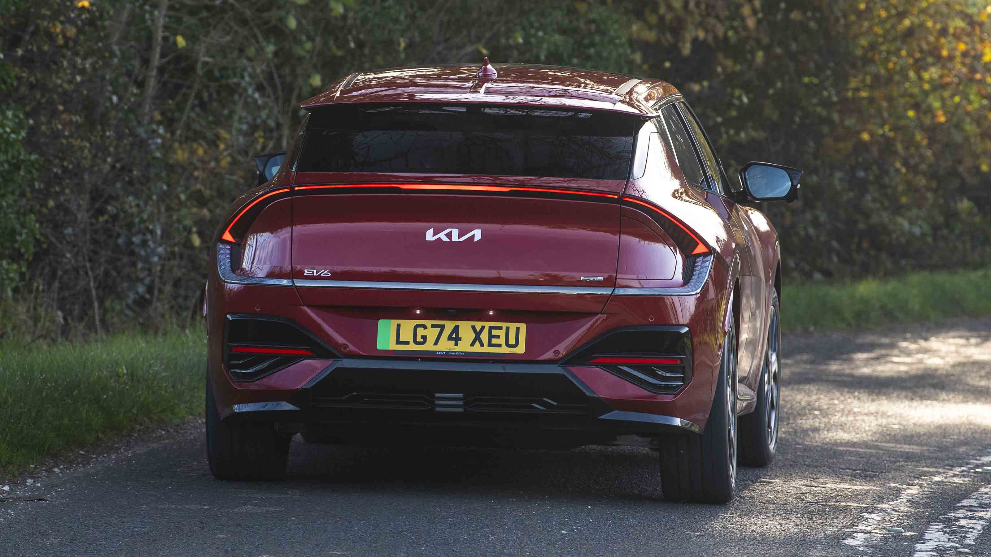 Kia EV6 - rear full width