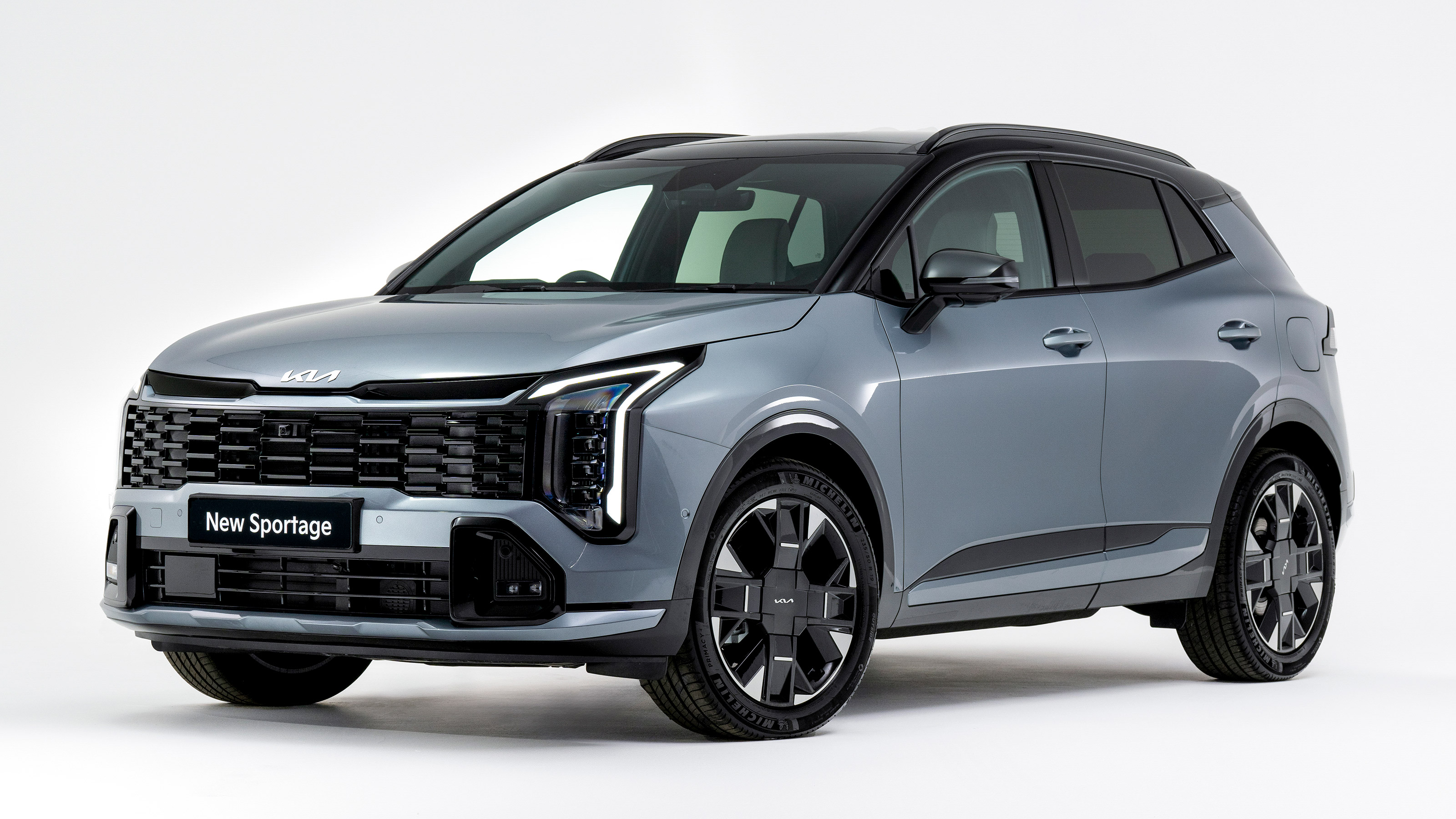 Kia Sportage - front