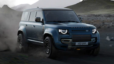 Land Rover Defender MY26 - front