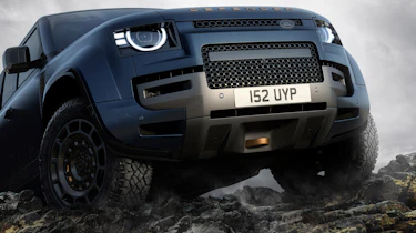 Land Rover Defender MY26 - grille