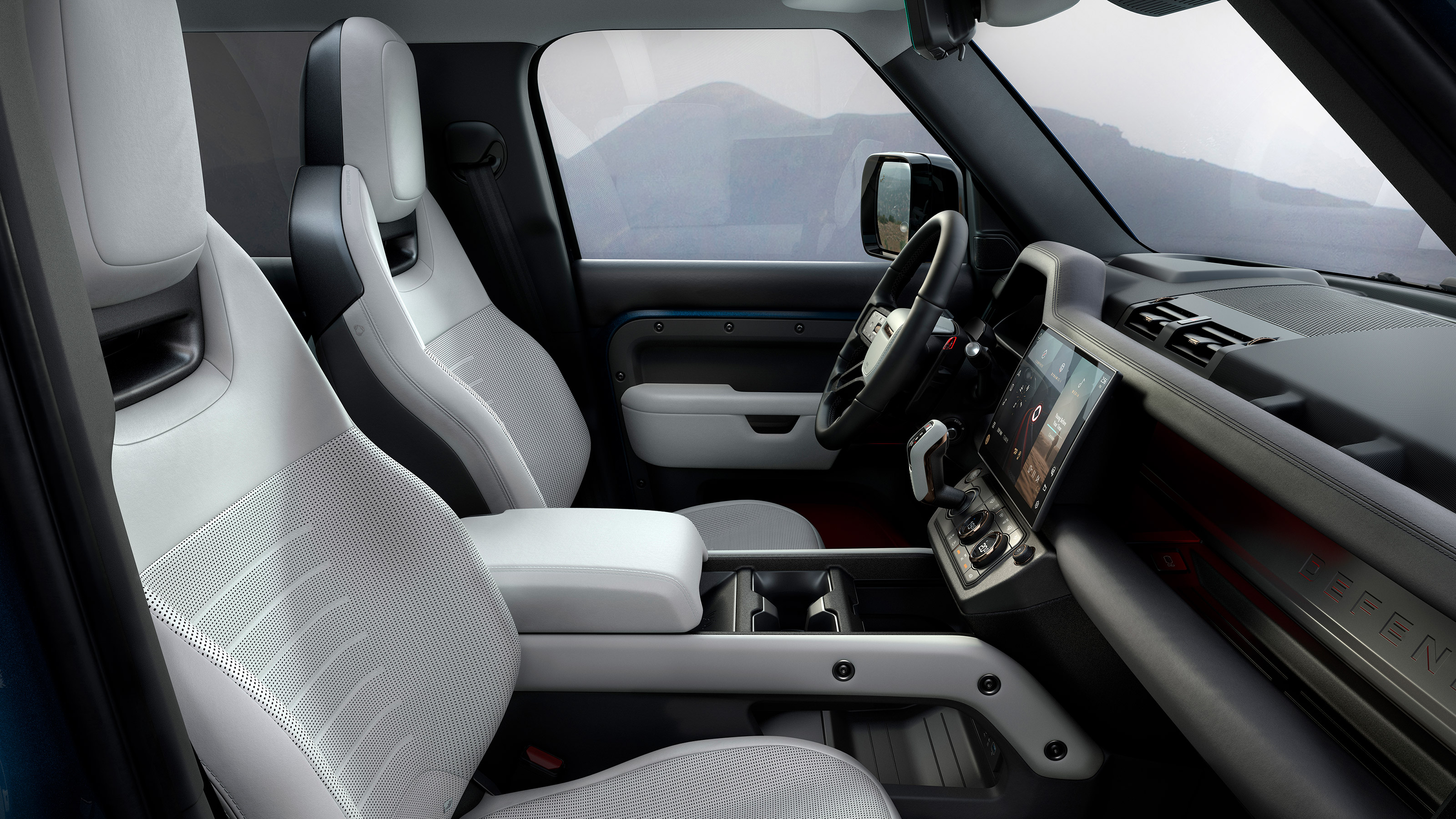 Land Rover Defender MY26 - front seats
