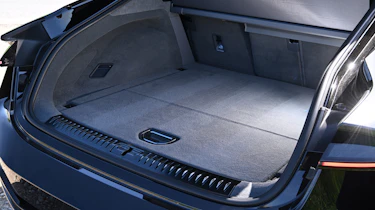 Lotus Emeya - boot