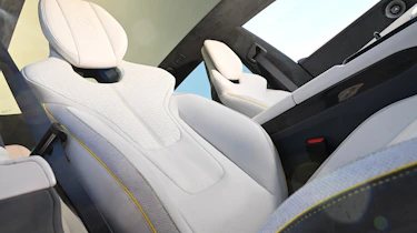 Lotus Emeya - seat