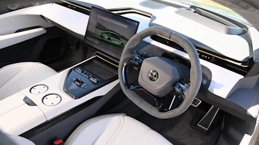 Lotus Emeya - dash