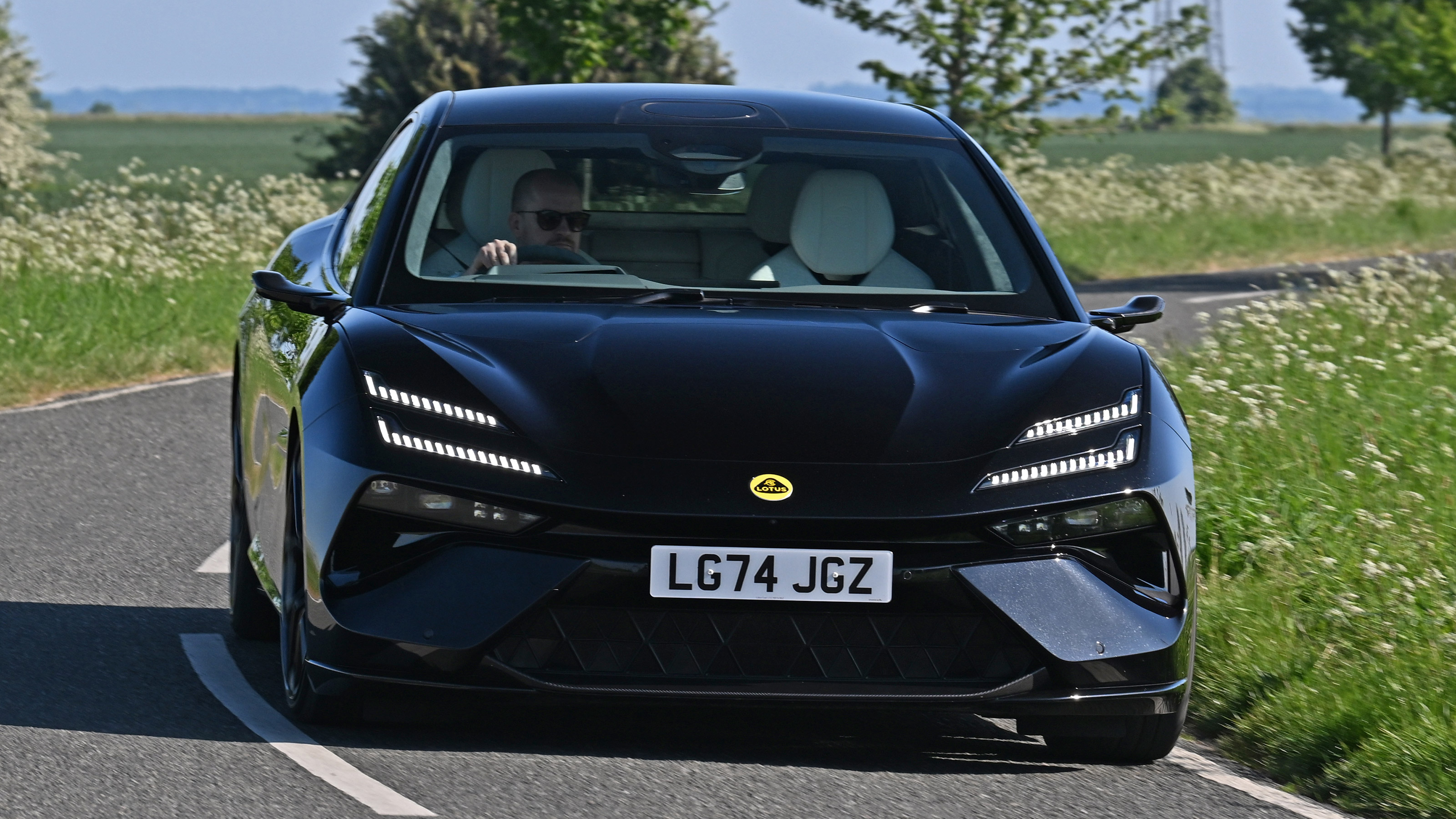 Lotus Emeya - front action