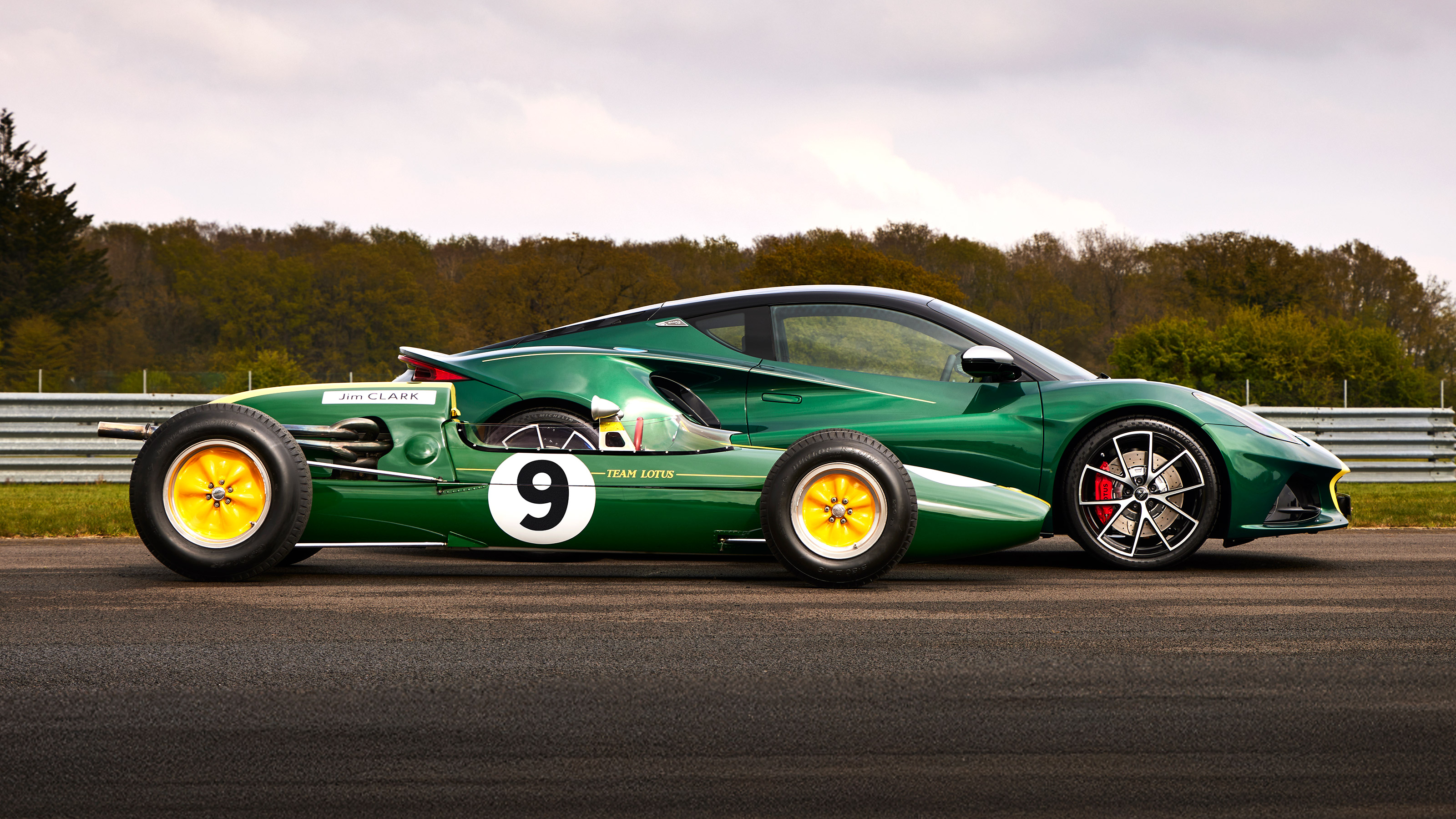Lotus Emira Clark Edition - F1