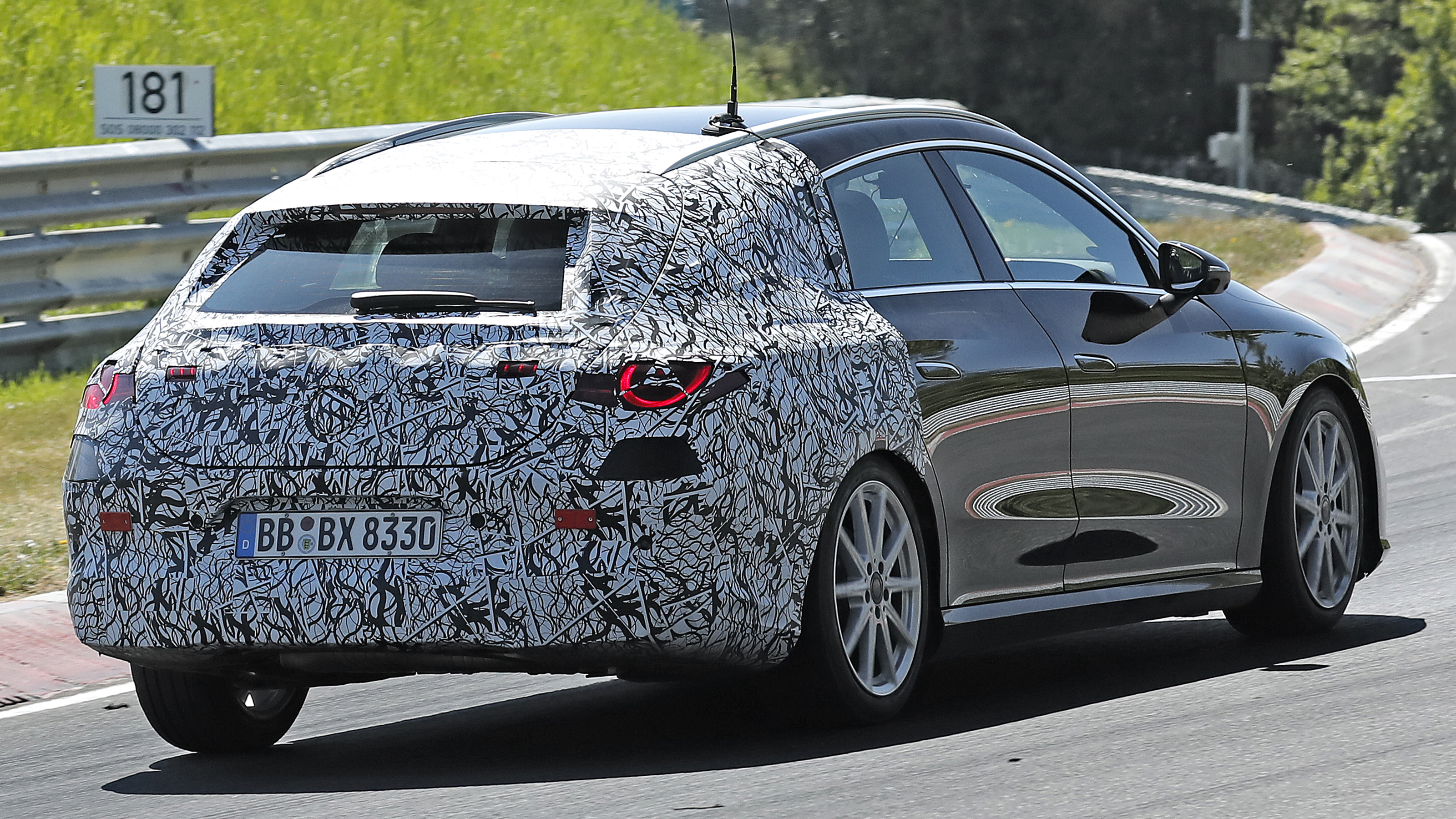 Mercedes CLA Shooting Brake - rear 3/4