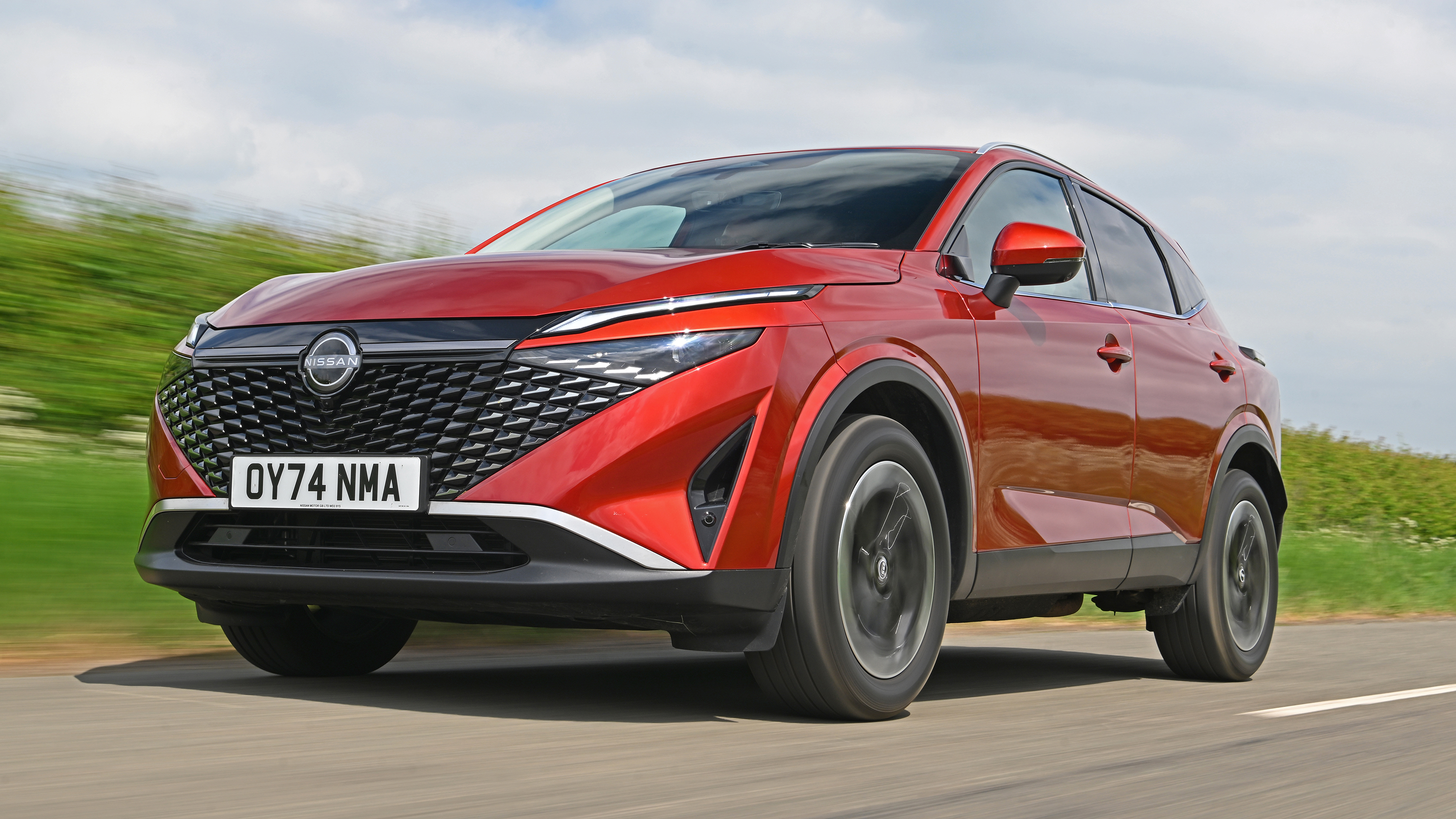 Nissan Qashqai - front tracking 