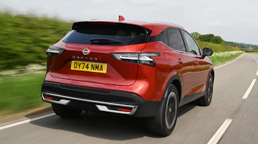 Nissan Qashqai - rear tracking