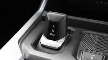 Dacia Bigster - gear selector