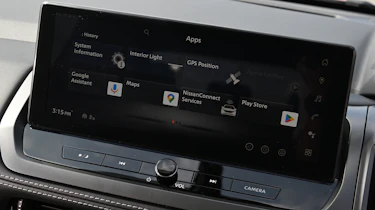 Nissan Qashqai - infotainment screen