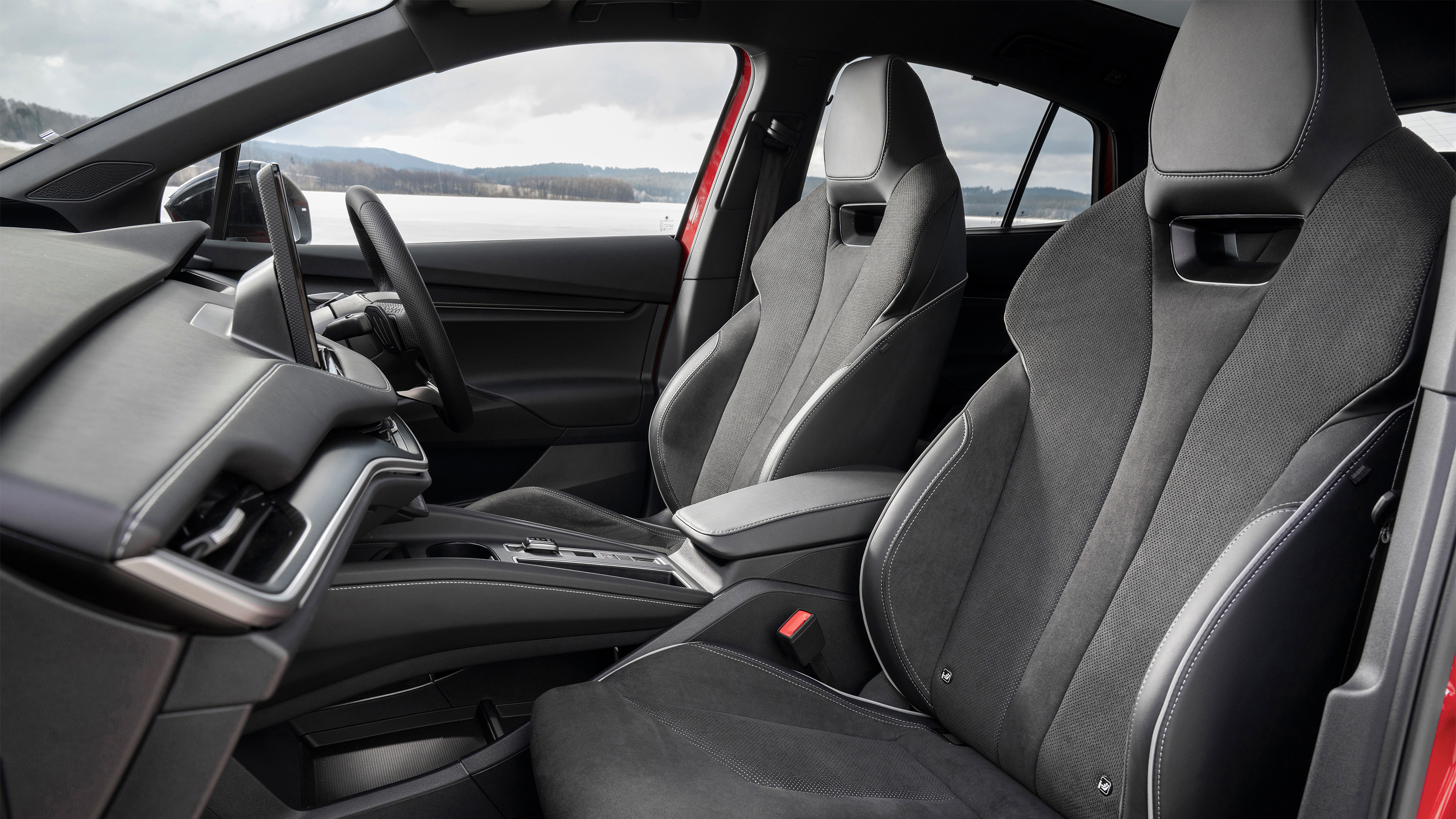 Skoda Enyaq Sport Line - interior