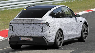 Tesla Model Y Performance - dynamic rear 3/4