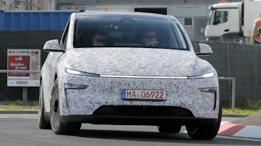 Tesla Model Y Performance - dynamic front cornering