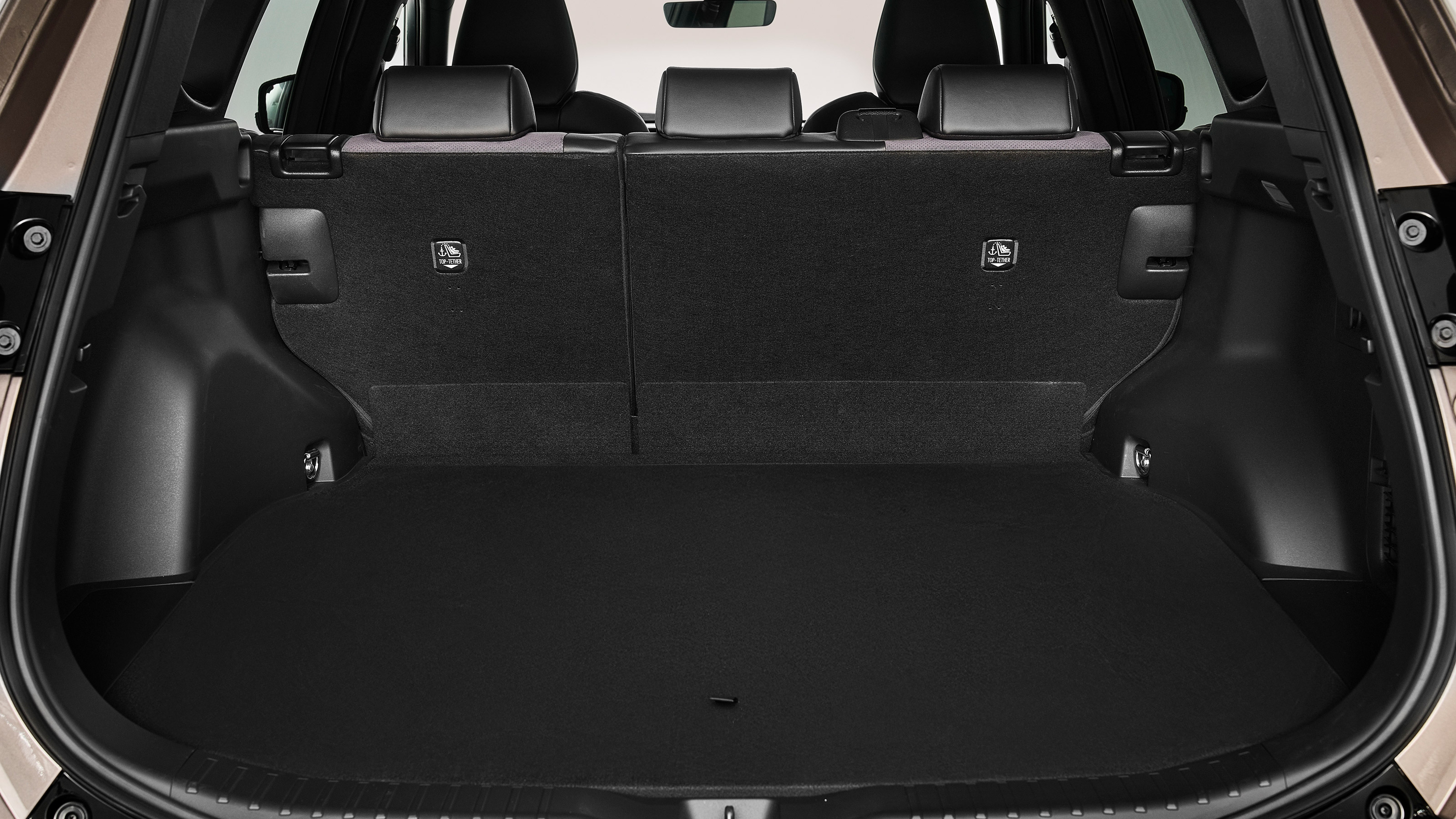 Toyota RAV4 - boot